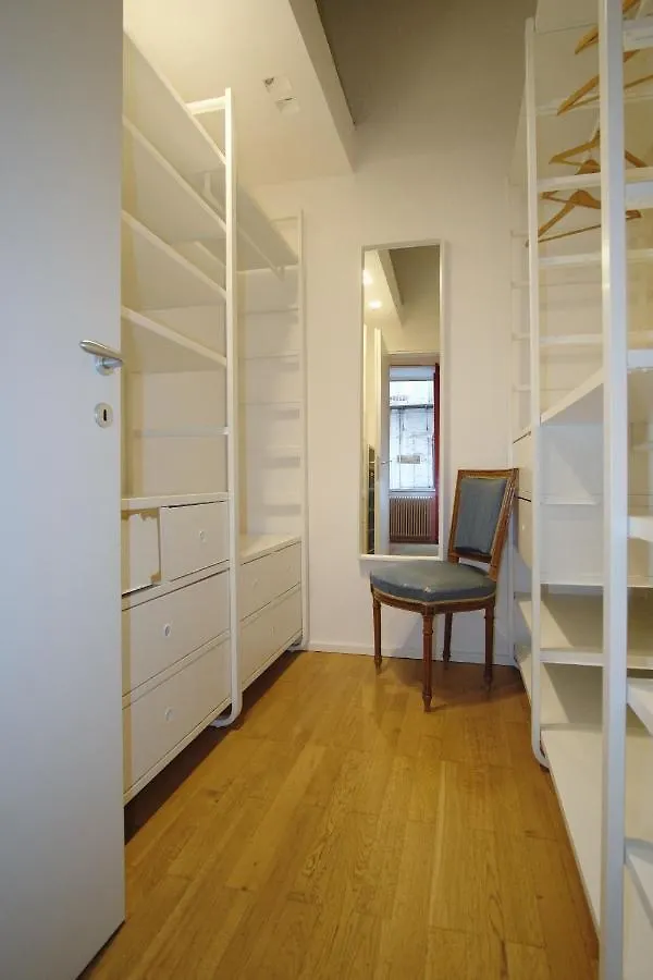 Bed & Breakfast Vico Rooms Naples Italy